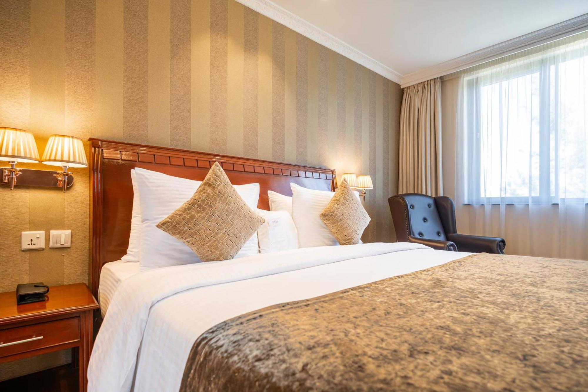 Sarova Woodlands Hotel And Spa Nakuru Exterior photo
